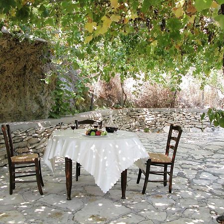 Luxurious Villa In Malades Crete Agios Sillas Exterior photo